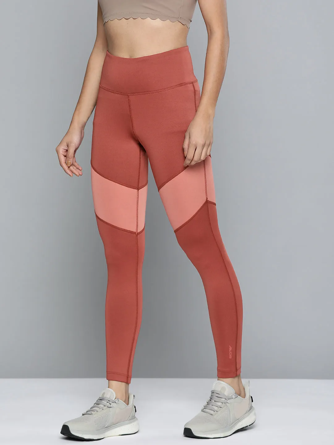 Alcis Women Rust-Orange Colourblocked Cropped Sport Tights